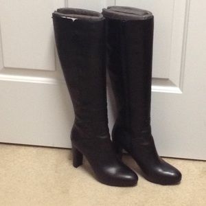 8m Nine West ladies boots